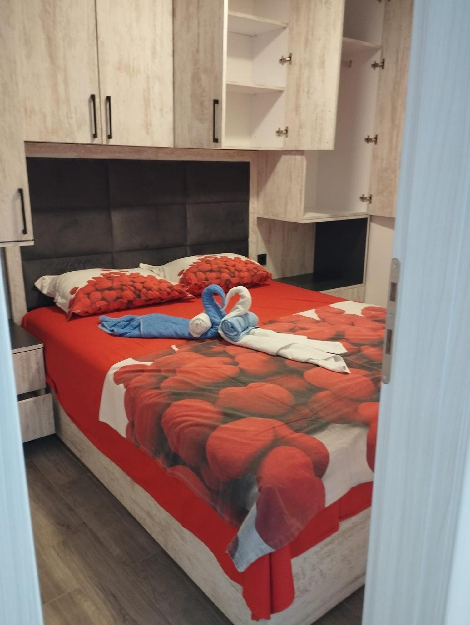 Apartments Djedovic 2 Petrovac Exterior photo