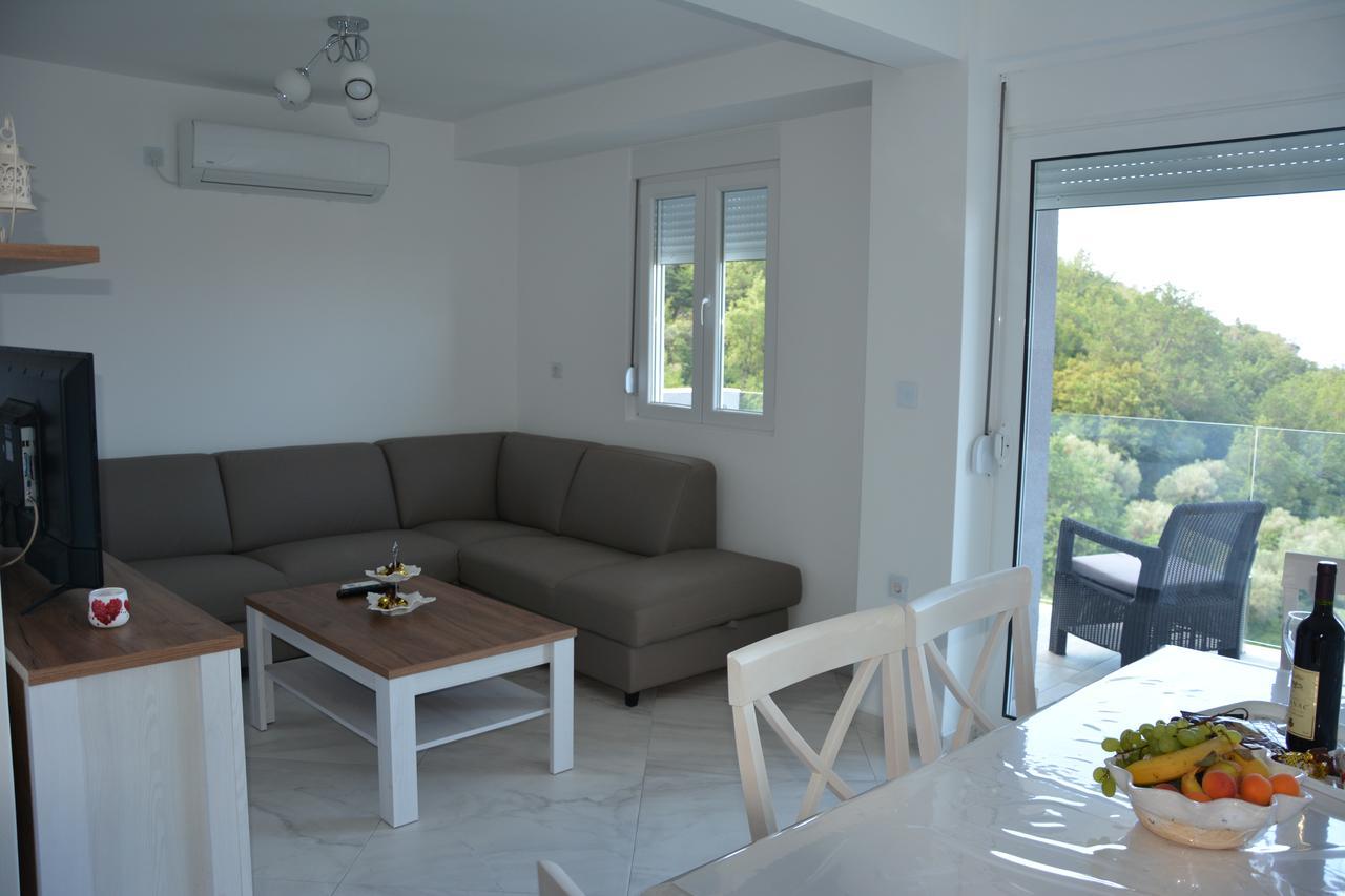 Apartments Djedovic 2 Petrovac Exterior photo