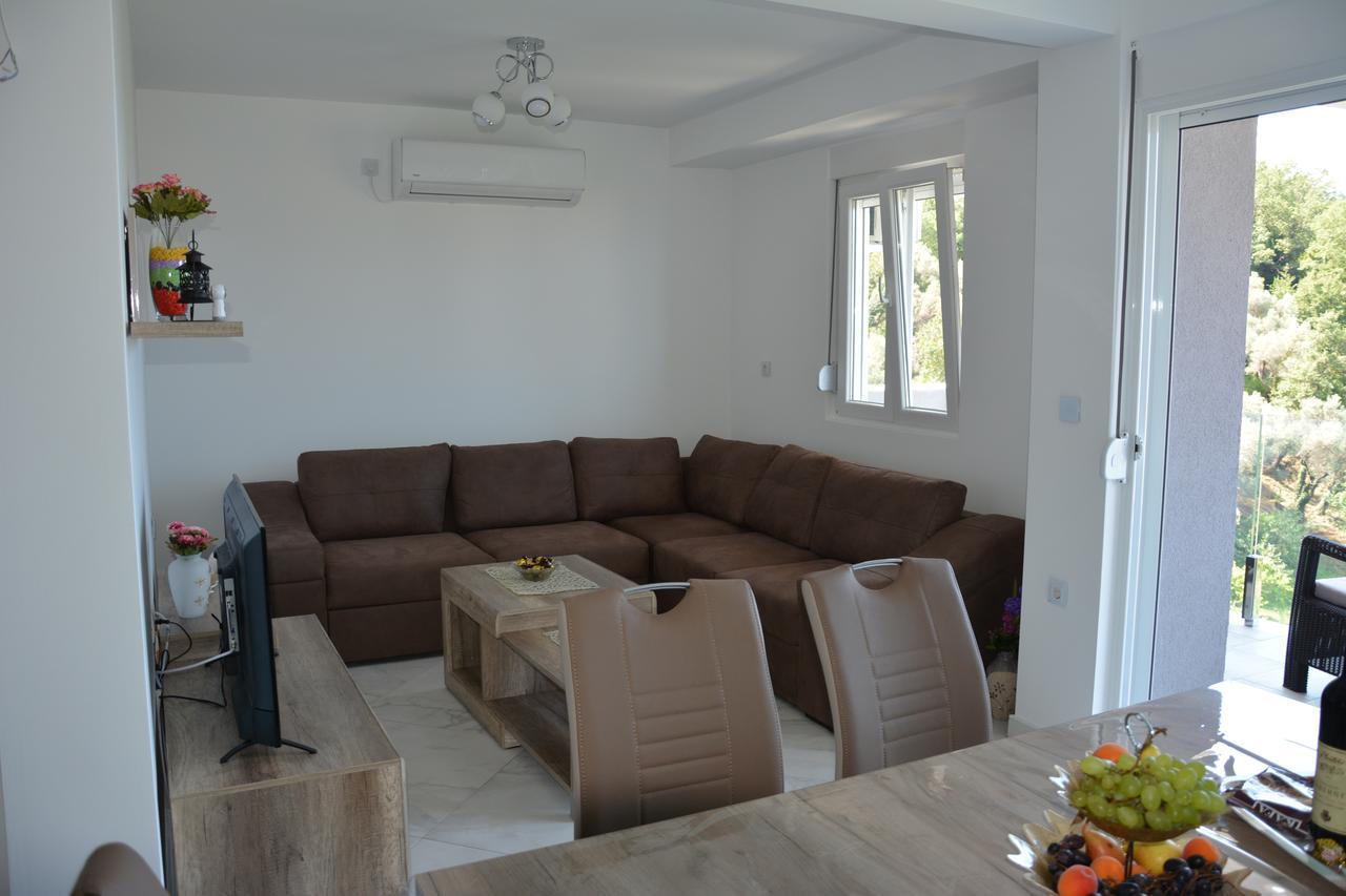 Apartments Djedovic 2 Petrovac Exterior photo